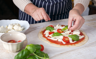 Pizza Making / Italiano Fiesta – Shire