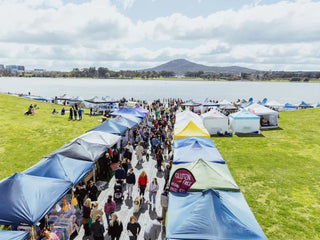 Lake Walk, Markets and Brunch! – Canberra